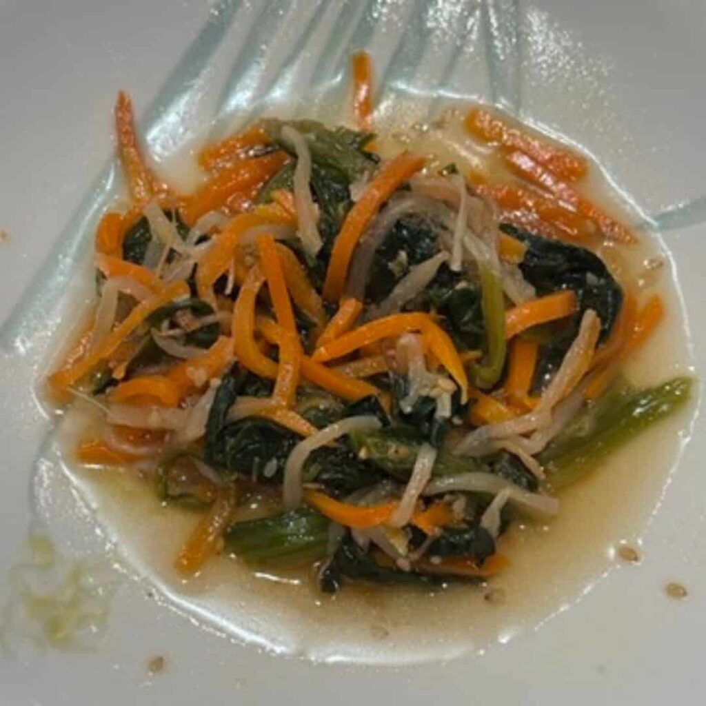 ホウレン草ともやしのナムルの写真