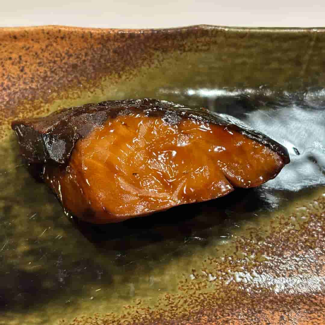 北海道産天然ブリの照り焼きの写真