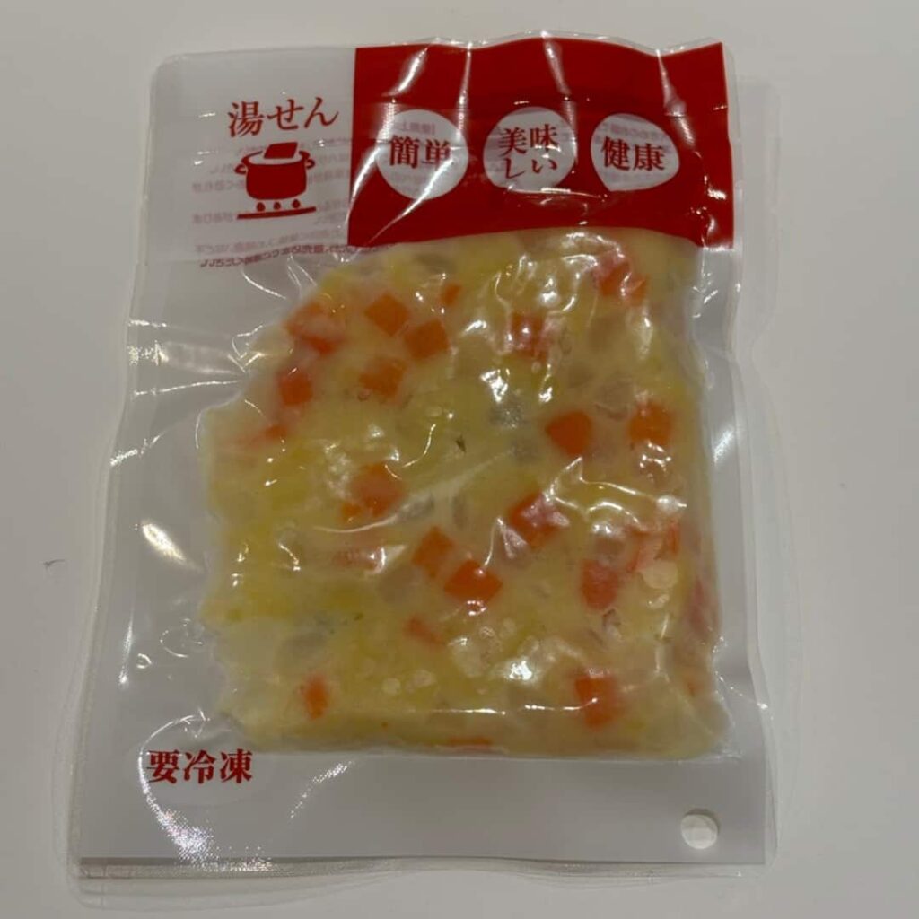 サツマイモのポテトサラダ（パッケージ）の写真