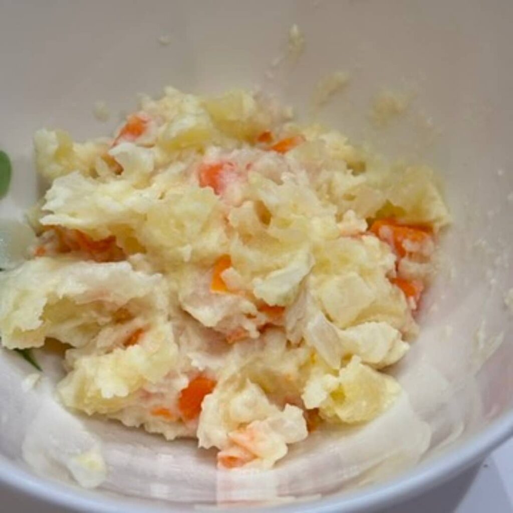 サツマイモのポテトサラダの写真