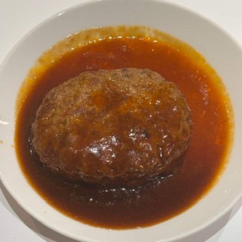 デミグラスソースハンバーグの写真